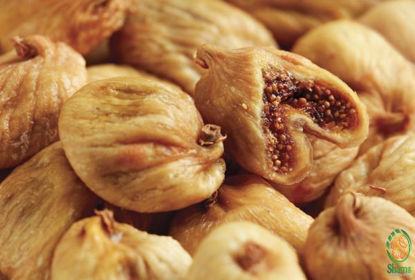 What is the best time to eat dried figs?